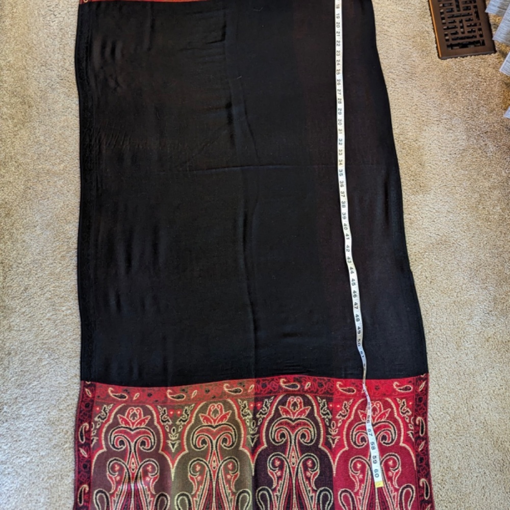 Large Scarf or Wrap with Fringe - Picture 7 of 10